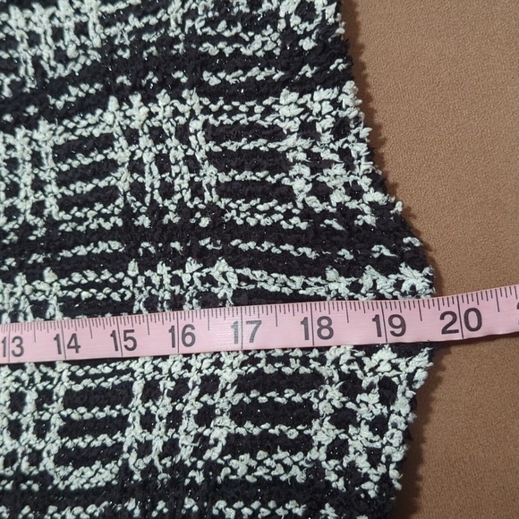 ing Women's Lined Metallic Thread Plaid Cropped Jacket w/Front Zipper Size Large - Picture 10 of 13